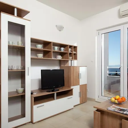 Adriatiko Apartmants דירה *